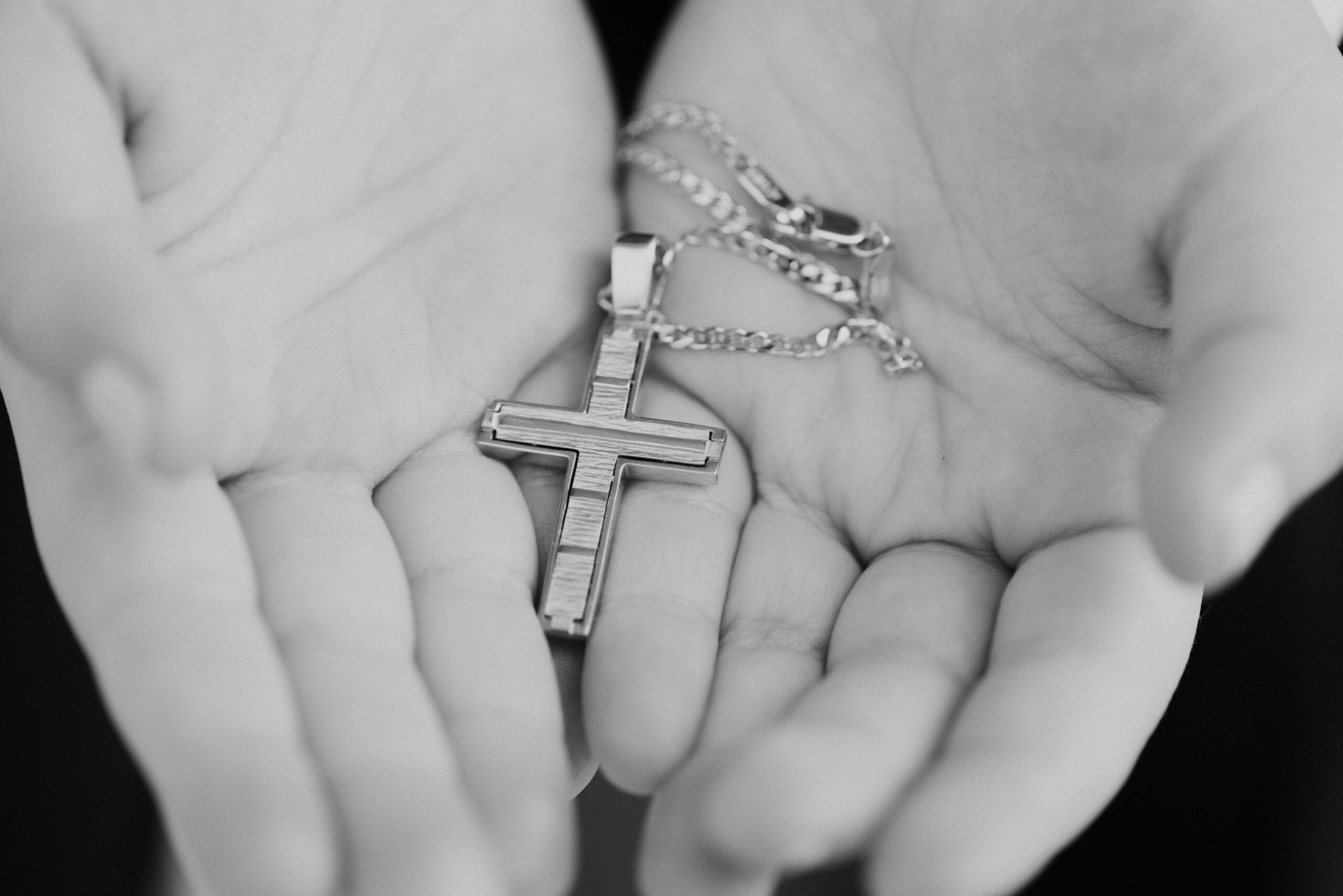 White Golden Pendants Sets and Necklaces